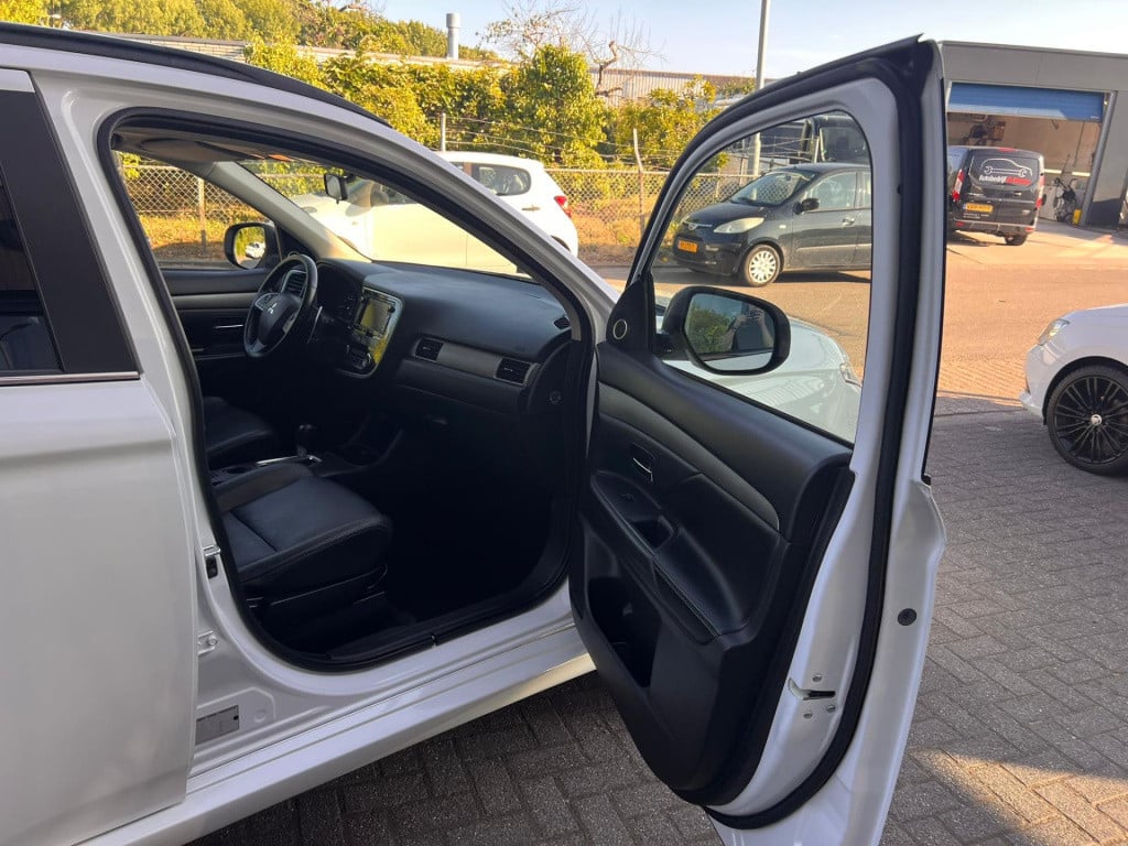 Mitsubishi Outlander 2.0 instyle 7 persoons auto
