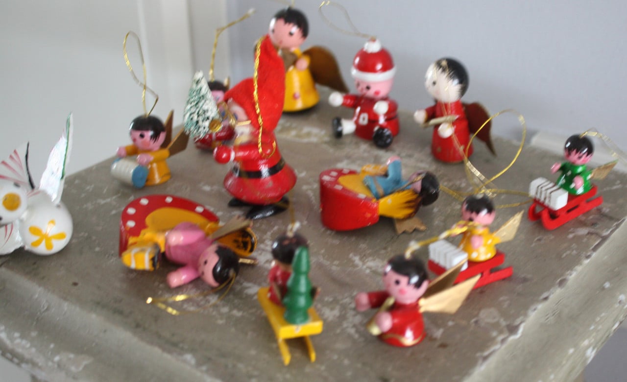 Set van 13 houten kersthangers vintage