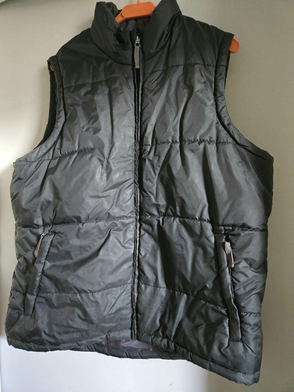 Zwarte SOL'S Warm unisex gewatteerde bodywarmer Maat L