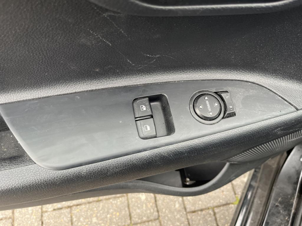 Kia Rio 1.2 cvvt economyline 17 dkm navi lmv pdc