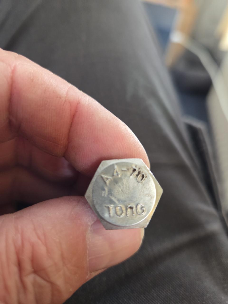 Rvs bout m10 20mm lang  , m10 moeren