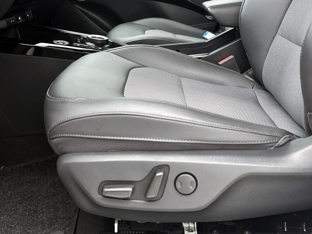 Kia Niro 1.6 gdi hev launch edition | navigatie | 18 inch lichtmetalen velg