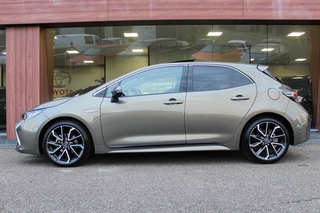 Toyota Corolla 1.8 hybrid executive