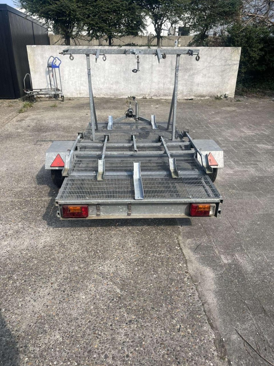 Aanhangwagen voor 5 fietsen, in nieuwstaat!
