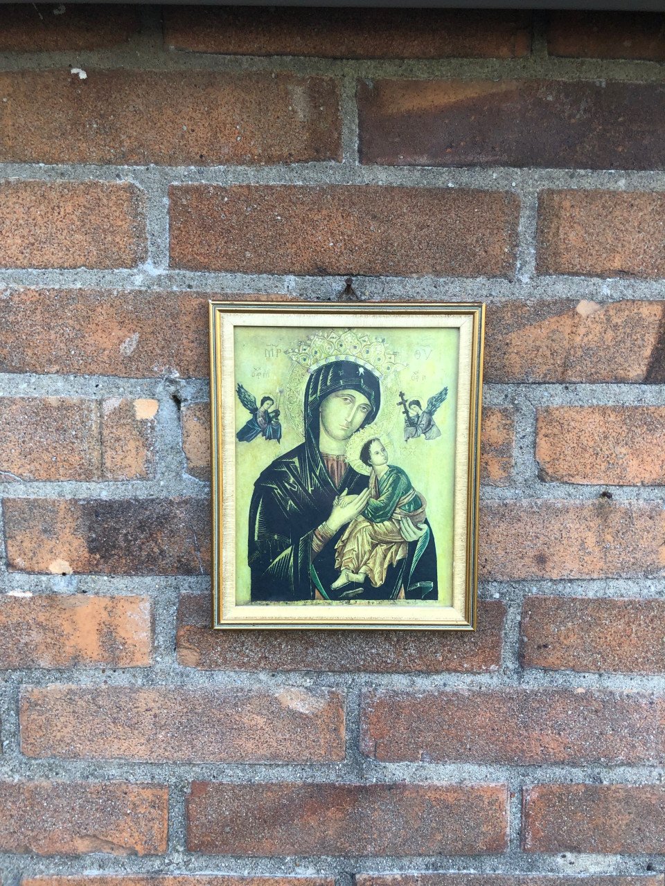 Mooie religieuze prent ingelijst achter glas afm 20 x 16 cm.