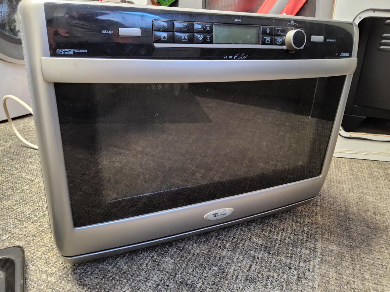 Whirlpool JT 368 SL vrijstaande combi-magnetron zilver