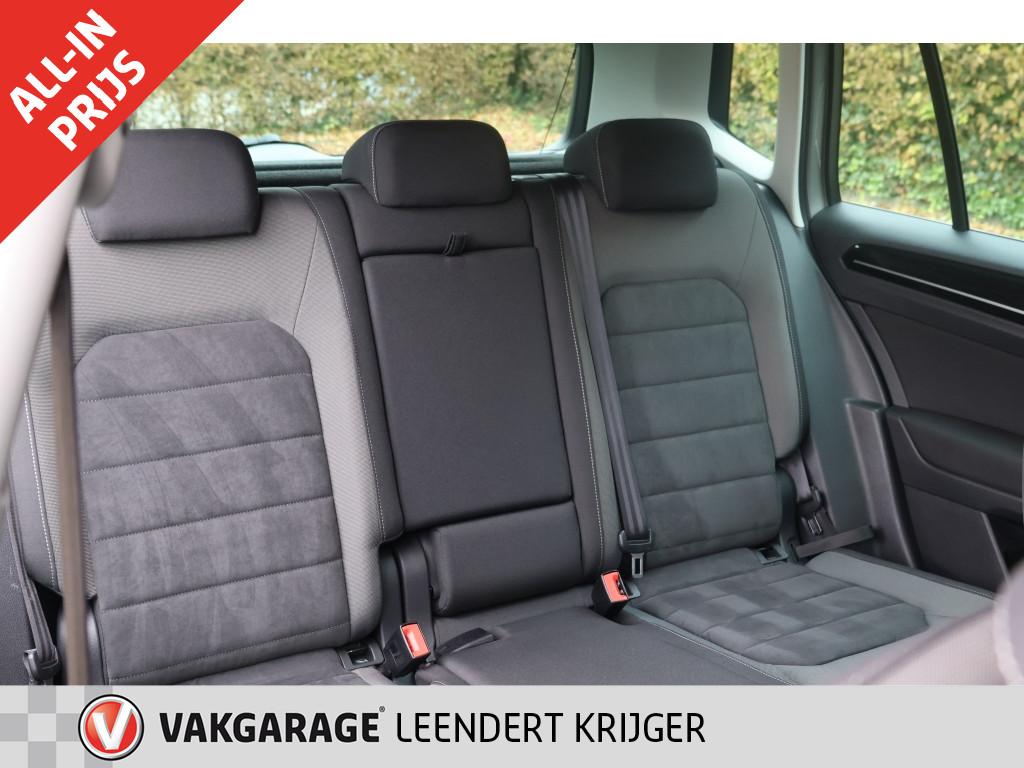 Volkswagen Golf Sportsvan 1.5 tsi act high.l. automaat|trekhaak|12 maanden 