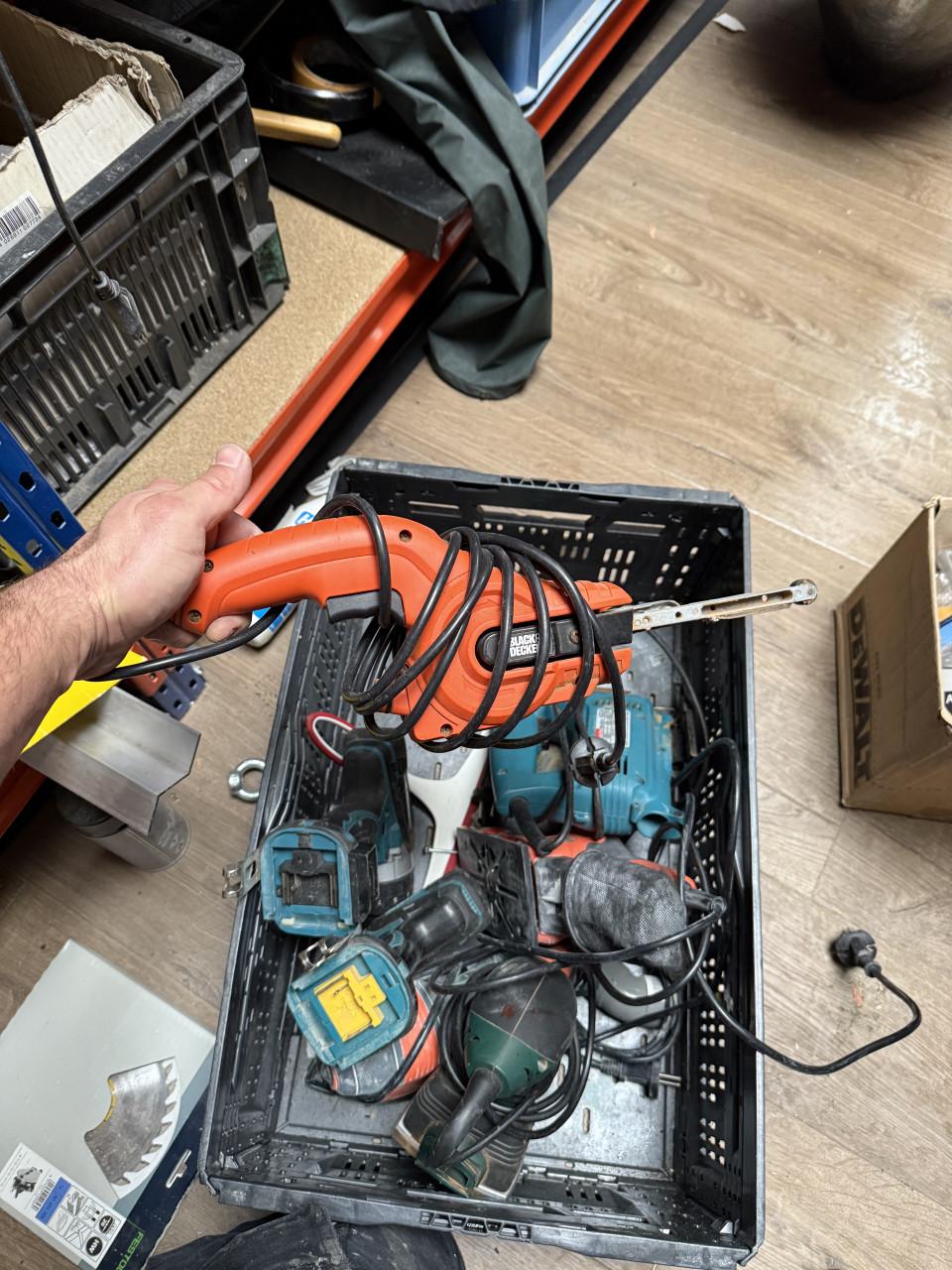 Veel gereedschap alles samen te koop