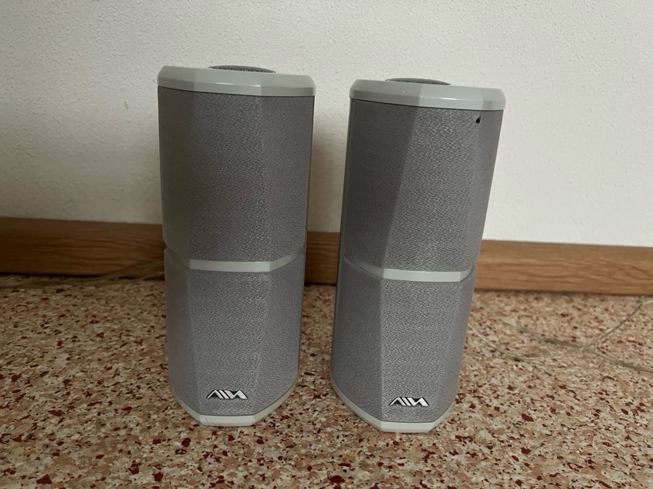 Grijze Aiwa 5.1 SW-US501 luidspreker set