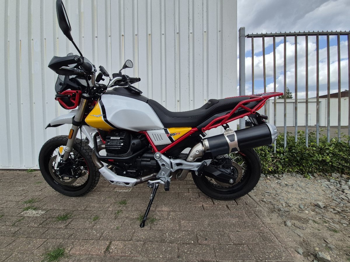 Moto Guzzi V85TT uit 2019