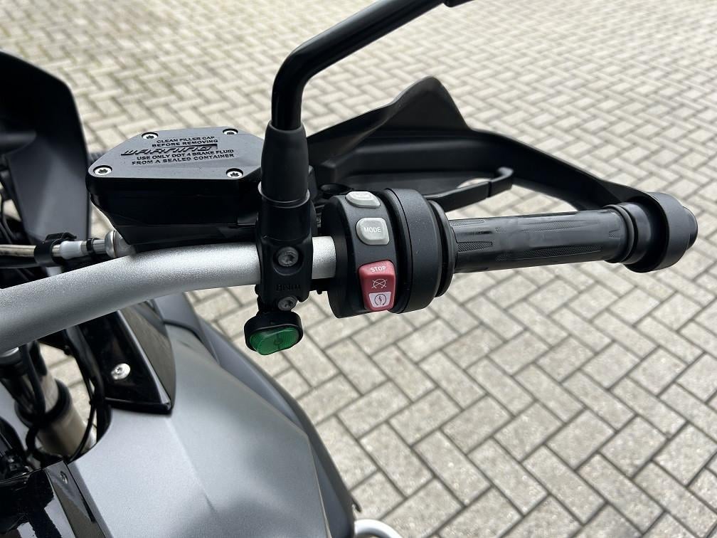 Bomvolle BMW R1200GS LC uit 2017 met 73dkm, 1e eigenaar + historie €10500,-