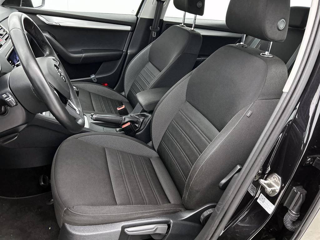 Skoda Octavia combi 1.0 tsi greentech business edition | navigatie | climat