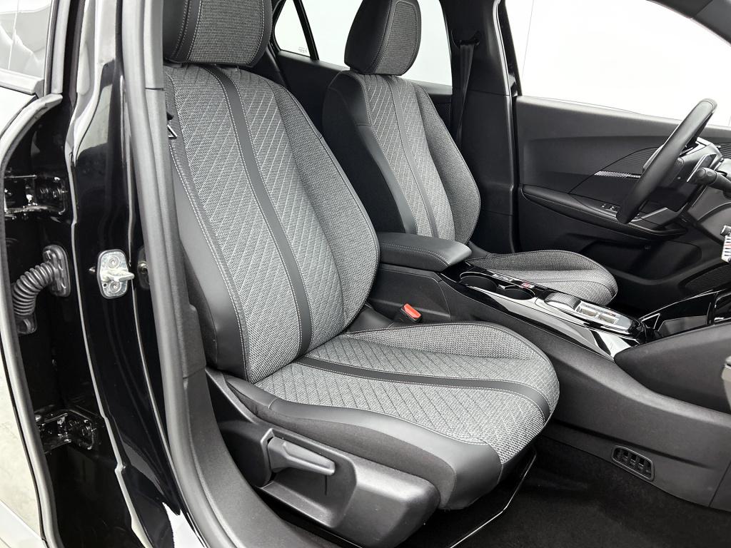 Peugeot 2008 hybrid 145 pk automaat allure | adaptive cruise | keyless entr