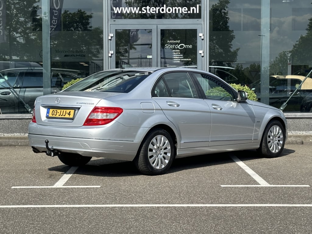 Mercedes-Benz C-Klasse 180 k elegance l stoelverwarming l trekhaak l alarm 