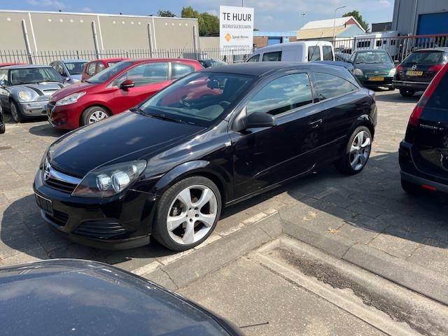 Opel Astra 1.6 GTC