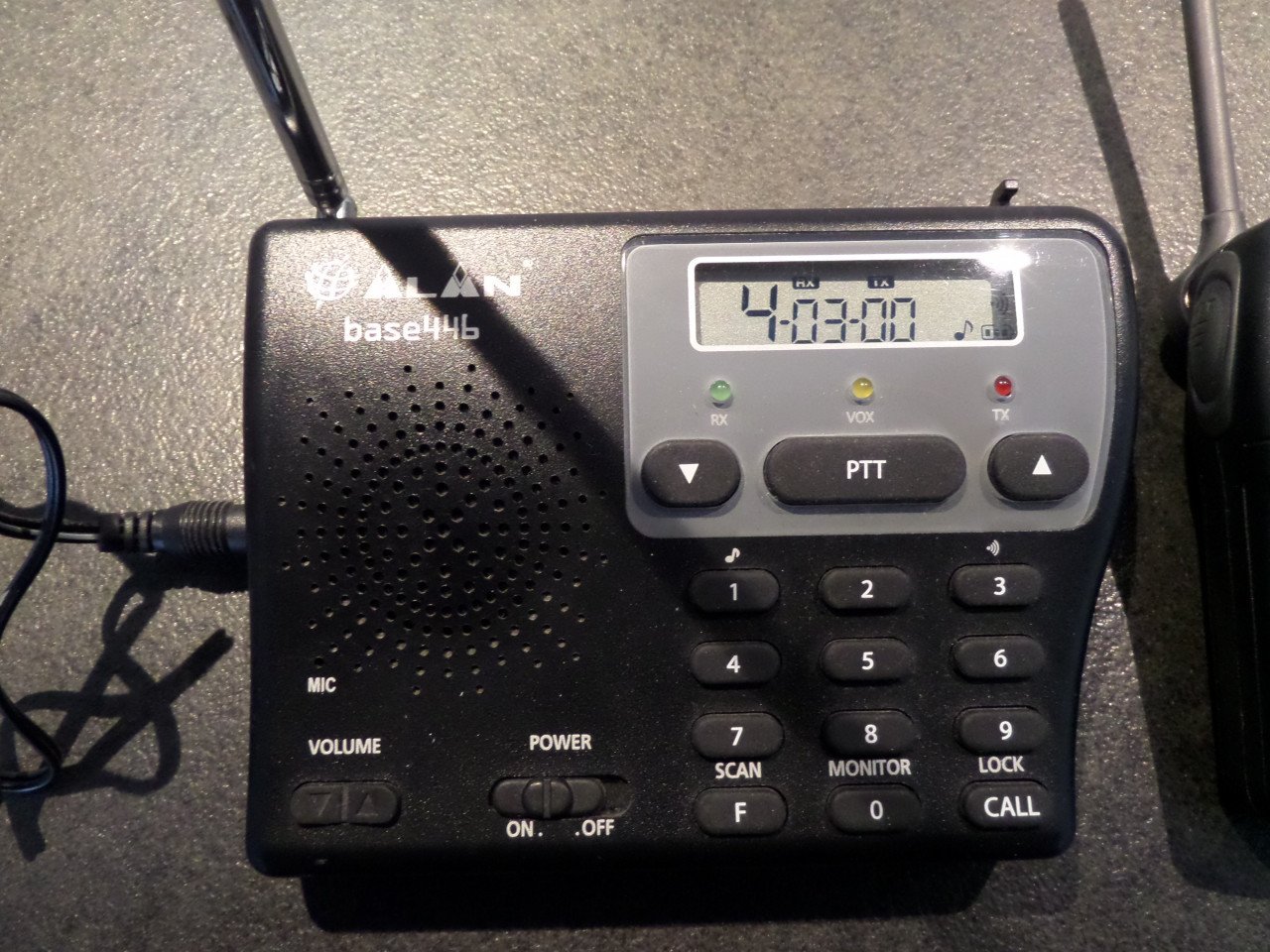 Alan Basisstation & 2x Icom Porto`s