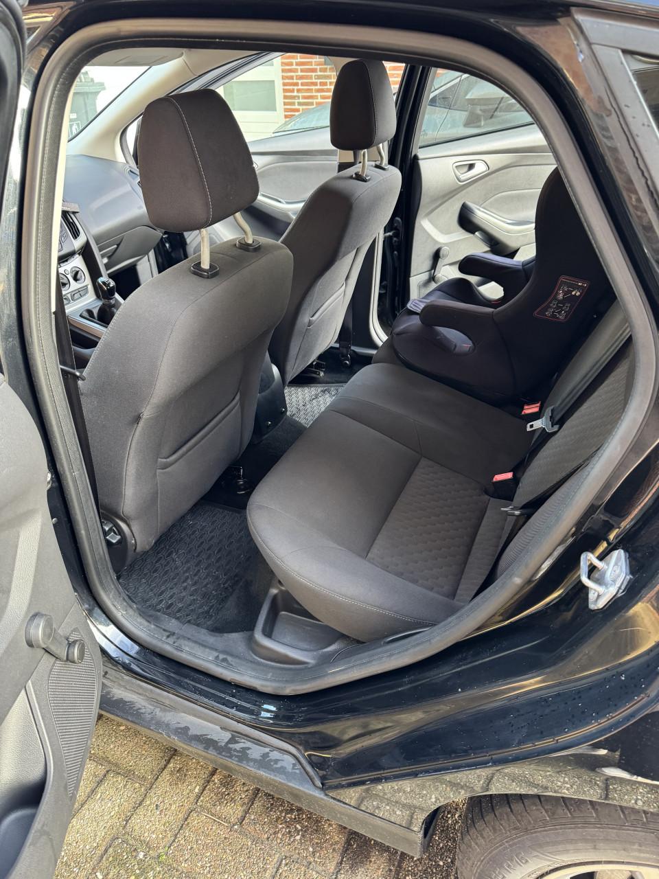 Ford Focus 1.0 Ecoboost 74KW 5-D 2014 Zwart