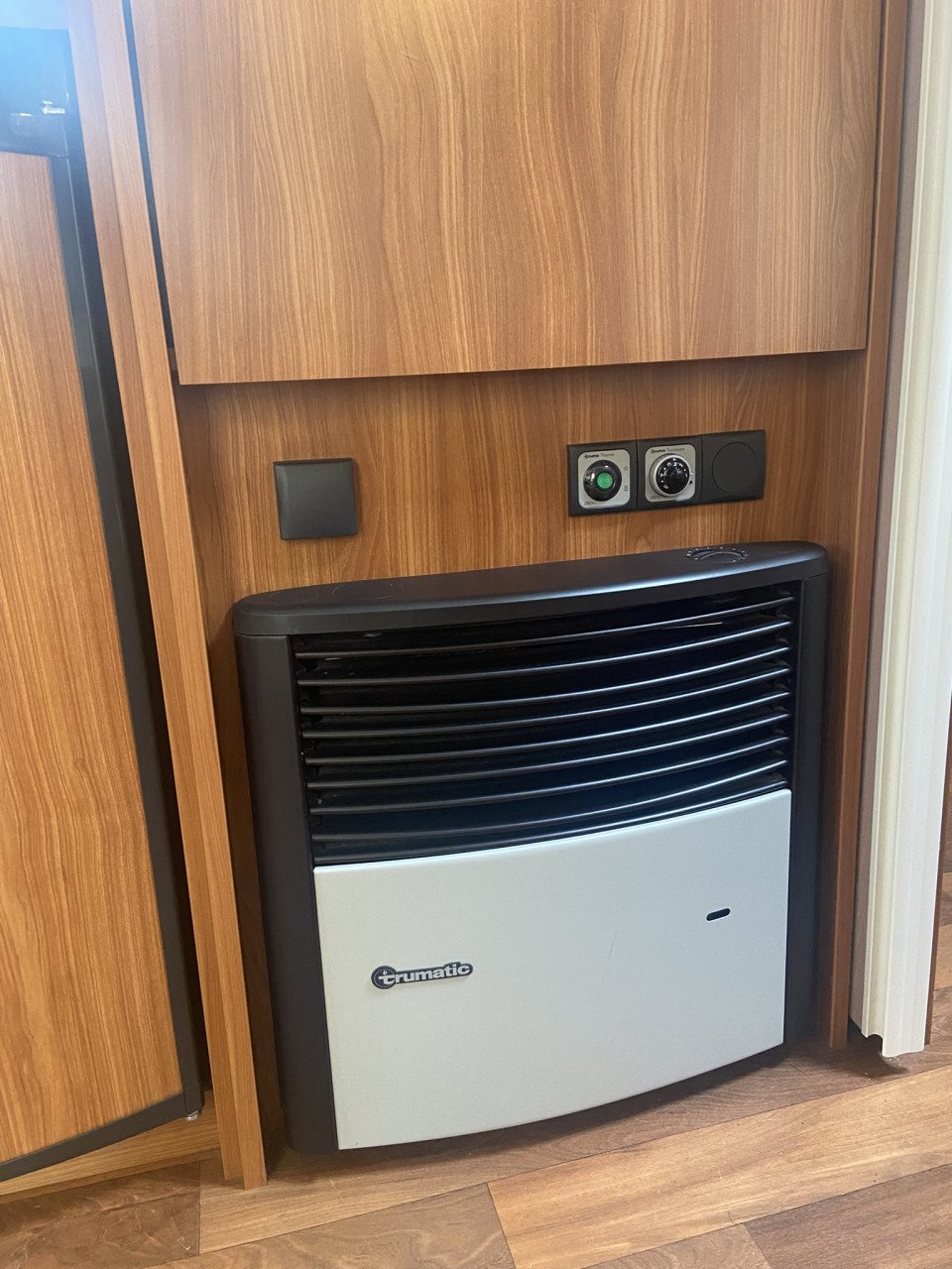 DETHLEFFS NOMAD 505 DB Incl. Isabella Commodore concept