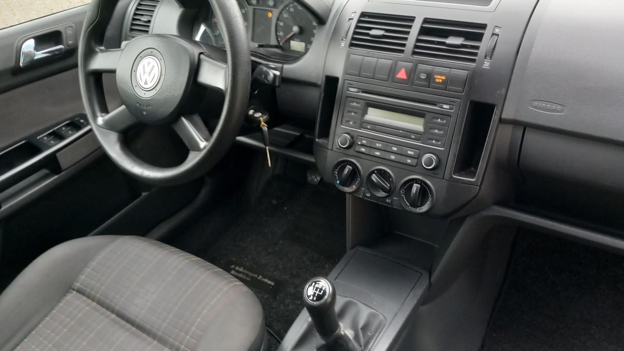 Volkswagen Polo 1.2 12v Trendline 5drs bj:2005 airco lm-velgen