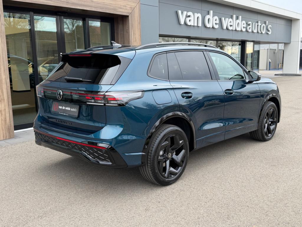 Volkswagen Tiguan 1.5 ehybrid r-line | black line | 360 camera | trekhaak |