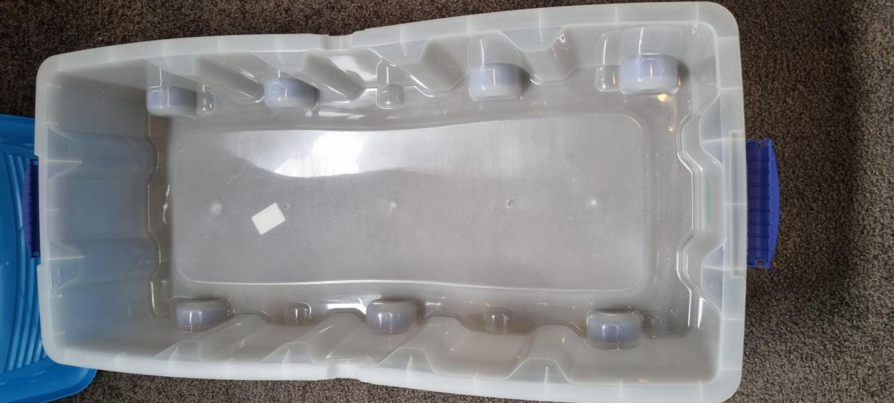 2 GROTE OPBERGBAKKEN