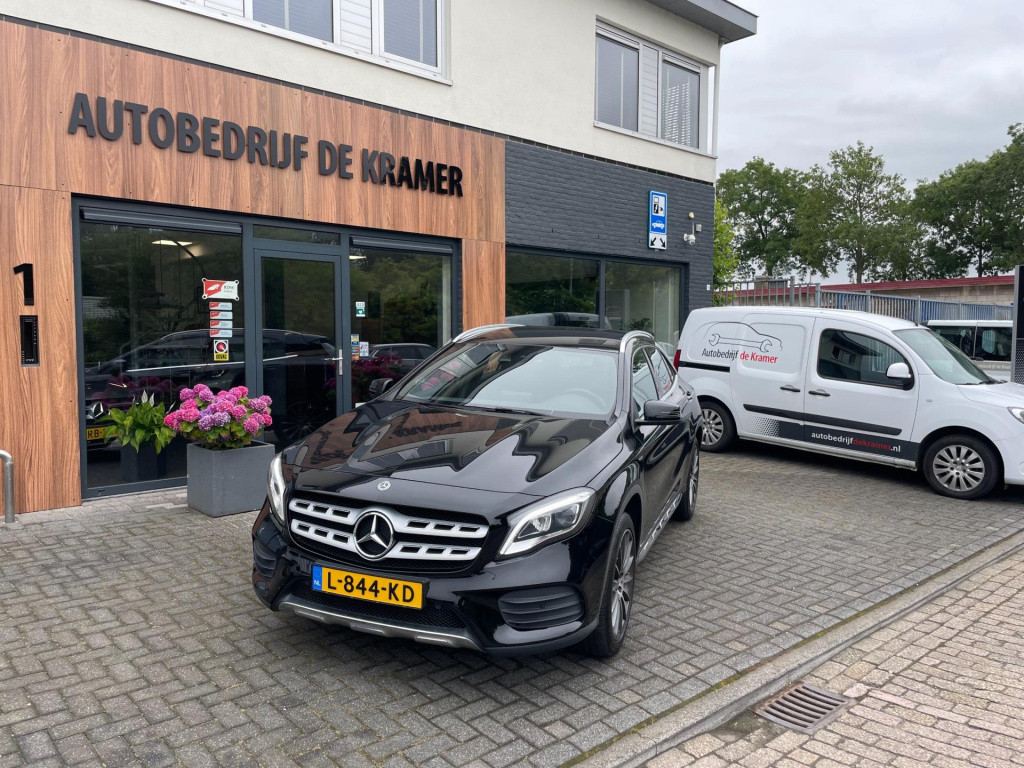 Mercedes-Benz Gla-klasse 200 premium plus