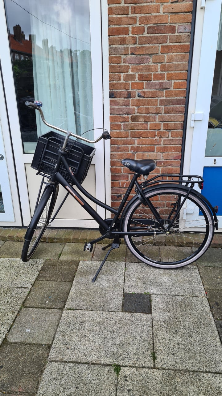 In zeer goed staat dames fiets SPARTA-met 3 versnellingen