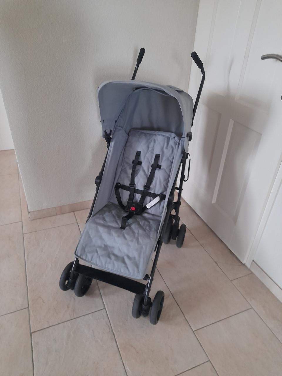 Cabino buggy ( in goede staat )