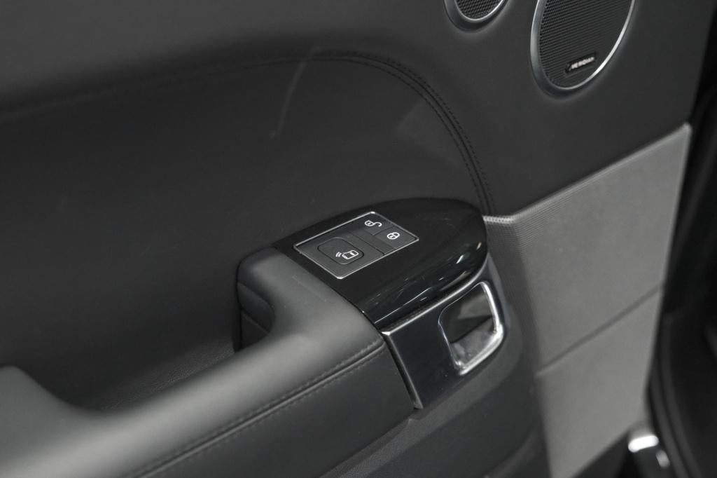 Land Rover Range Rover 3.0 sdv6 hse dynamic | btw | 3500kg trekgewicht | ca