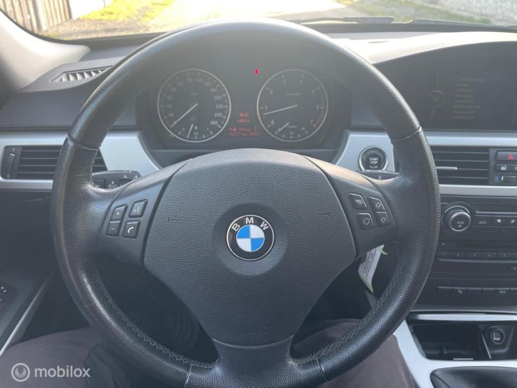 BMW 3-serie touring 318i business line
