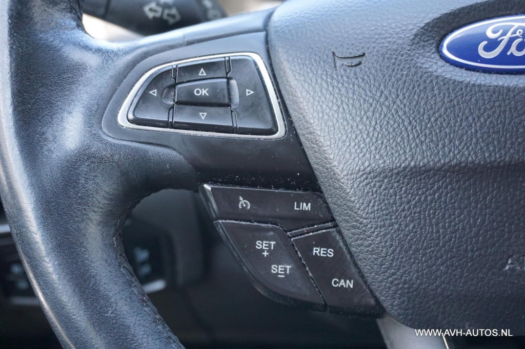 Ford Focus wagon 1.0 first edition