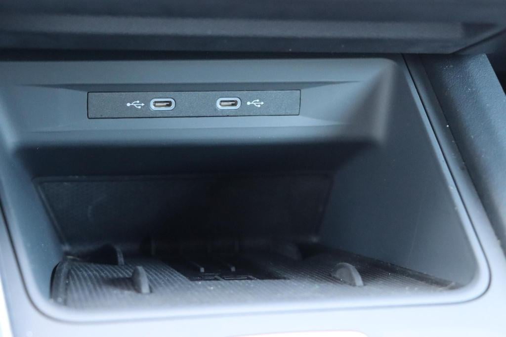 Cupra Formentor 1.5 tsi e-hybrid business 204pk dsg6
