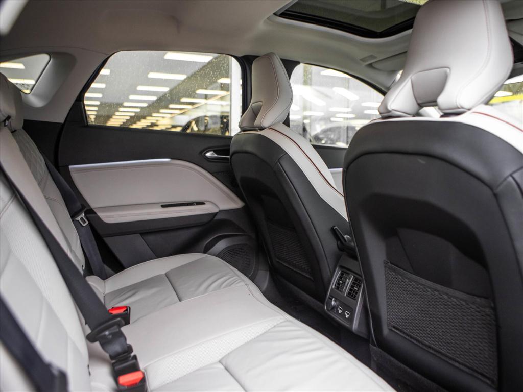 Renault Captur e-tech hybrid 145pk iconic automaat | panoramadak | 360 came