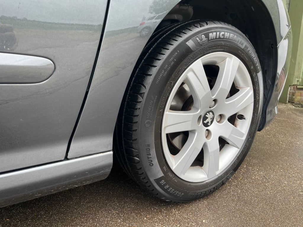 Peugeot 308 sw 1.6 vti active automaat