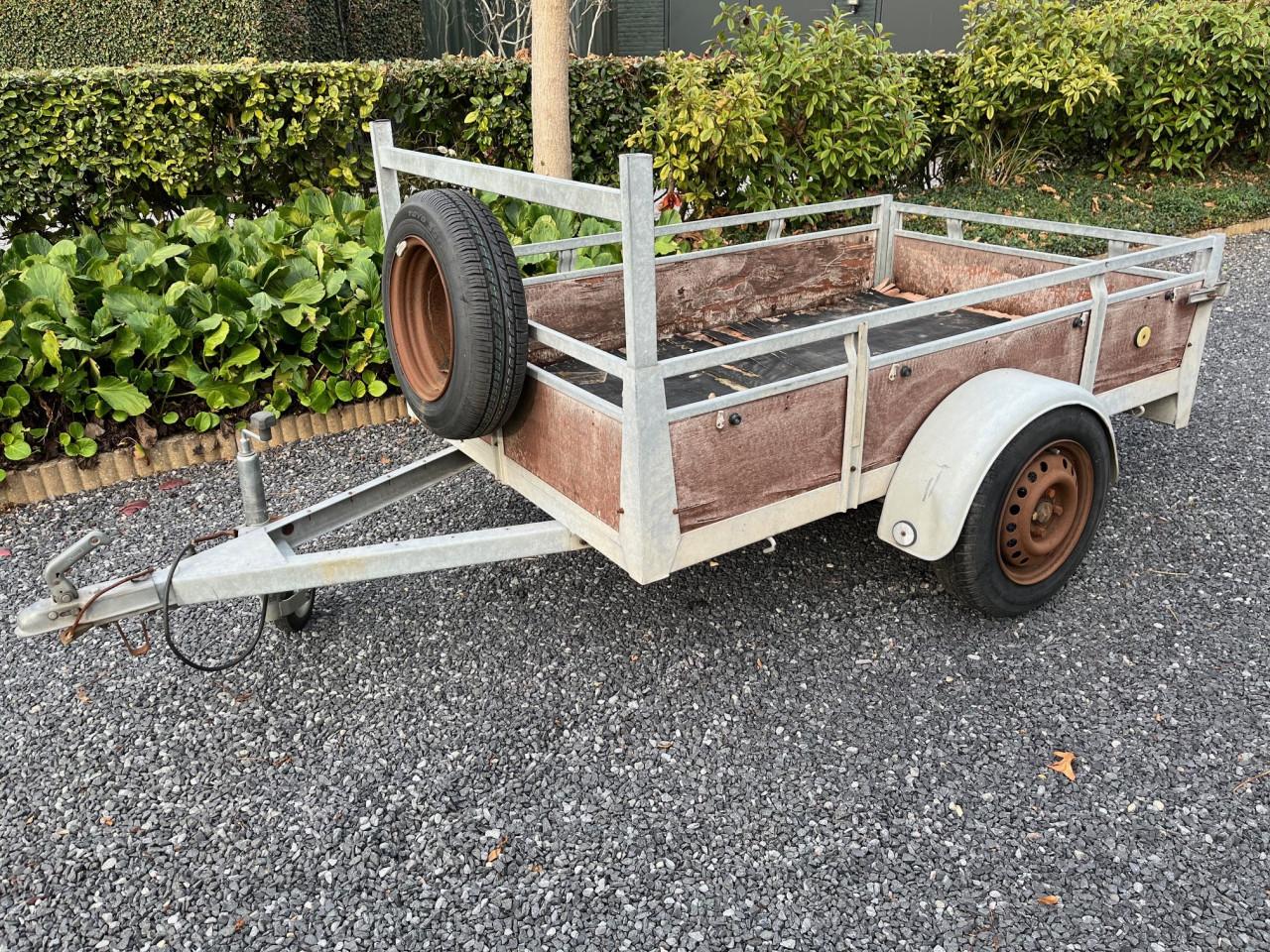 Prima gebruikte aanhanger te koop  126cm x x200cm