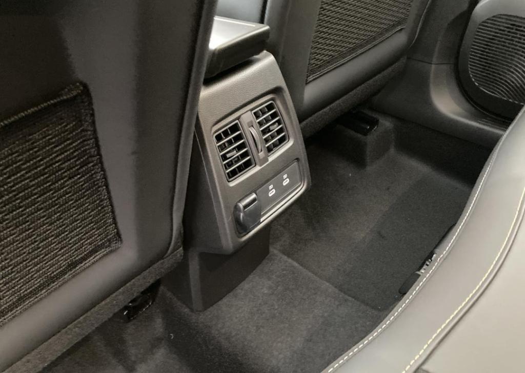 Renault Symbioz 1.8 e-tech full hybrid 160 iconic - pack light & sound