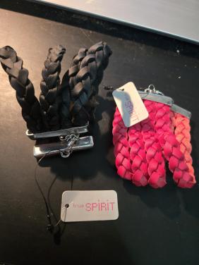 Gevlochten True Spirit armbanden gemaakt van imitatieleer,  Nieuw