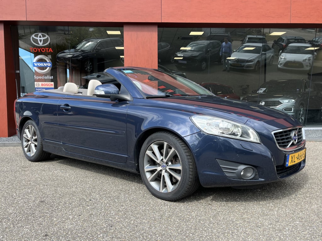 Volvo C70 convertible 2.0 d3 5 cilinder aut. summum | leer | nav | memory |