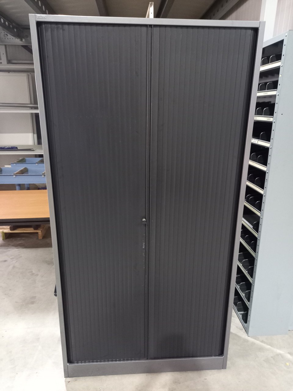 Ahrend roldeurkast archiefkast