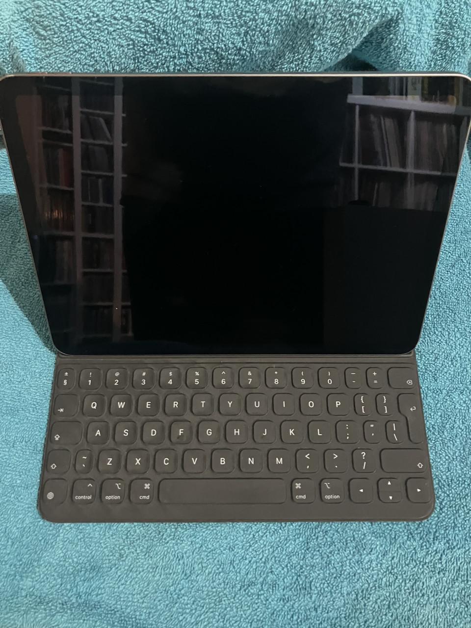 Apple iPad Smart Keyboard Folio voor iPad Air gen 4/5 en iPad Pro 1/2/3