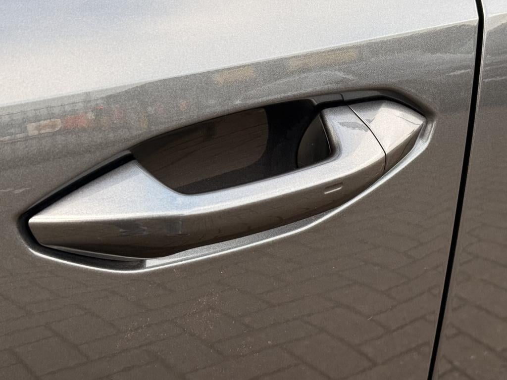 Audi A3 sportback 35 tfsi s edition | pano | sonos | alcantara | head-up | 