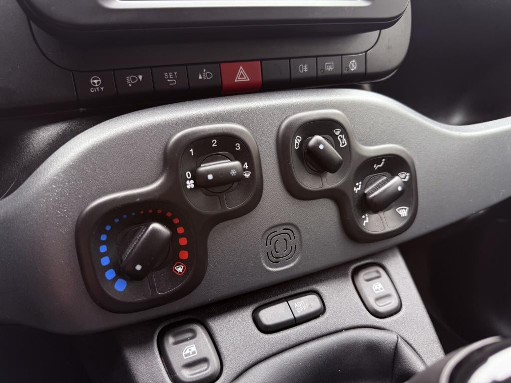Fiat Panda 1.0 hybrid city life - carplay - android auto -