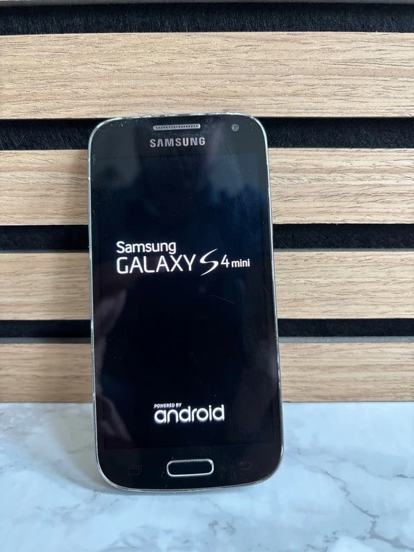 Samsung Galaxy S4 Mini 📱 Zwart – 8GB Opslag