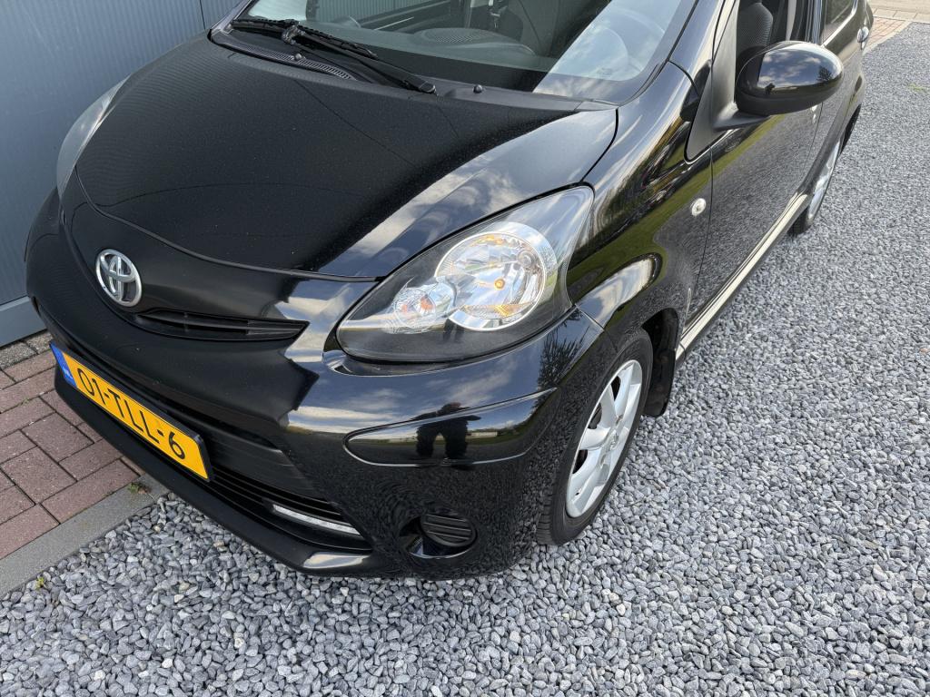 Toyota Aygo 1.0 vvt-i aspiration airco 5-drs