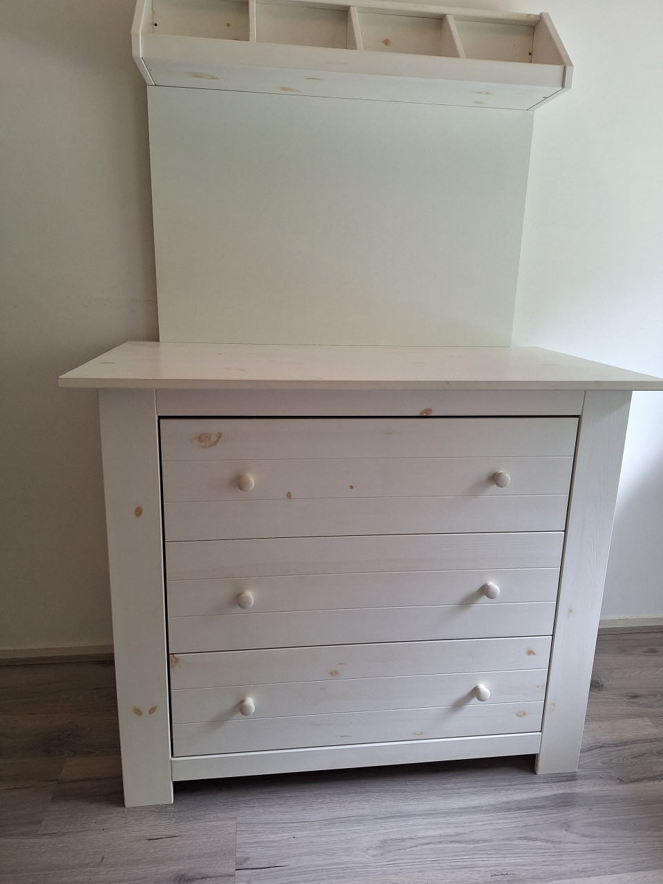 Babykamer commode en kast