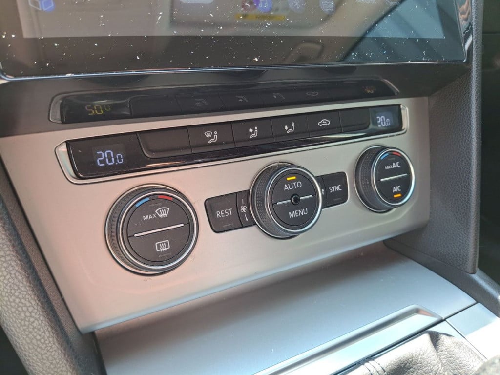 Volkswagen Passat variant 1.6 tdi business edition | led | lm | navi | came