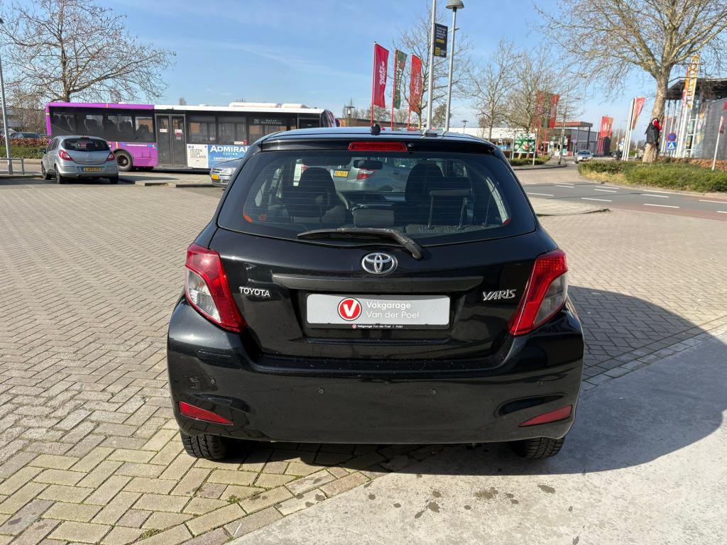 Toyota Yaris 1.0 vvt-i aspiration