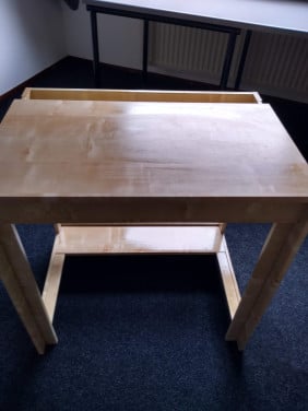 Ikea bureautje