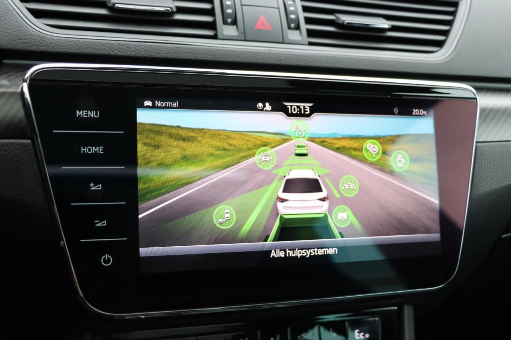Skoda Superb 1.4 tsi iv sportline business 218pk dsg6