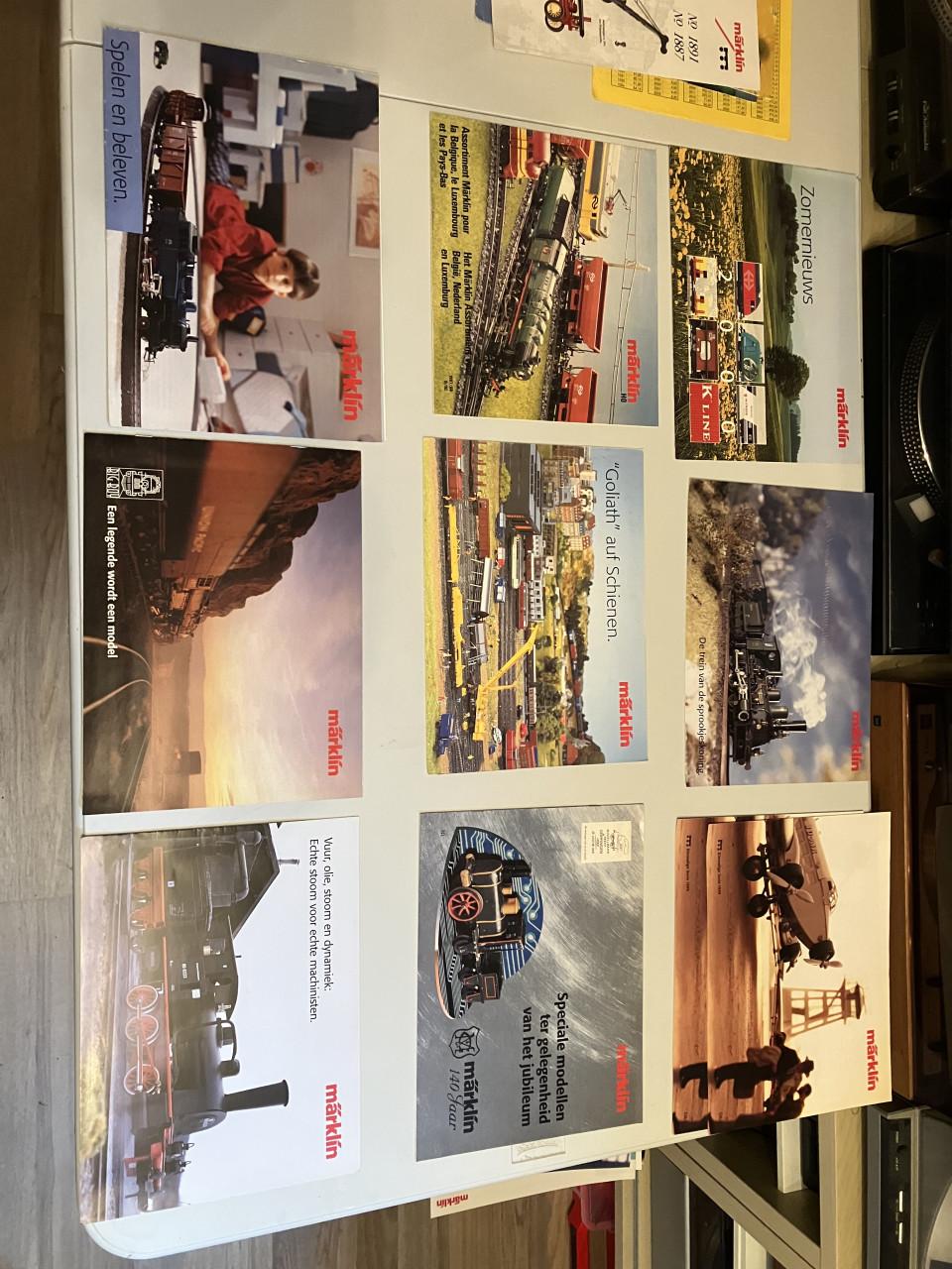 Verzameling Märklin jaarboeken exportfolders gleisanlagen